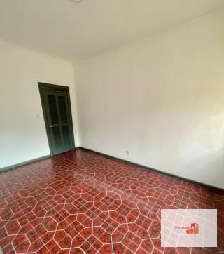 Local / Oficina en renta Plazuela España — Oficina en Alquiler en Zona 9, Guatemala, Ciudad — miniatura 5 de 7