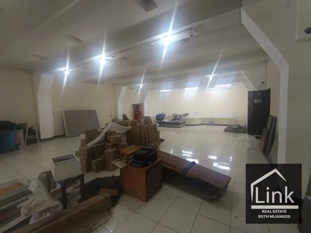 Renta de Edificio en zona 7 CASTILLO LARA — Bodega / Ofibodega en Alquiler en Castillo Lara, Zona 7, Guatemala, Ciudad — foto 12 de 15