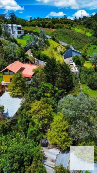 Preciosa casa de campo en San Bartolomé Milpas Altas — Casa vacacional en Venta en San Bartolomé Milpas Altas, Sacatepéquez — miniatura 11 de 11