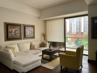 Se Vende/Alquila Apto. Amueblado Tiffany 5 Nivel Alto, Zona 14. — Apartamento en Venta en Tiffany 5ta Avenida, Zona 14, Guatemala, Ciudad — miniatura 1 de 15