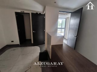 CLINICA MODERNA C/ RECEPCIÓN 50 MT2 / EDIF. RENOVATI ZONA 10 — Clínica en Alquiler en Renovati, Zona 10, Guatemala, Ciudad — miniatura 4 de 6