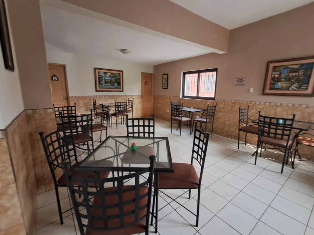 Venta de Negocio en funcionamiento/Café Restaurante — Casa en Venta en Zona 1, Guatemala, Ciudad — foto 15 de 16