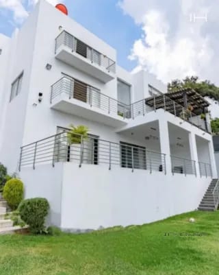 CASA EN VENTA EN ZONA 16 MODERNA, CUMBRES — Casa en Venta en Zona 16, Guatemala, Ciudad — miniatura 9 de 13