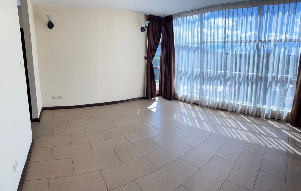 APARTAMENTO EN VENTA CONDADO LA VILLA — Apartamento en Venta en Condado La Villa, Zona 14, Guatemala, Ciudad — foto 3 de 4