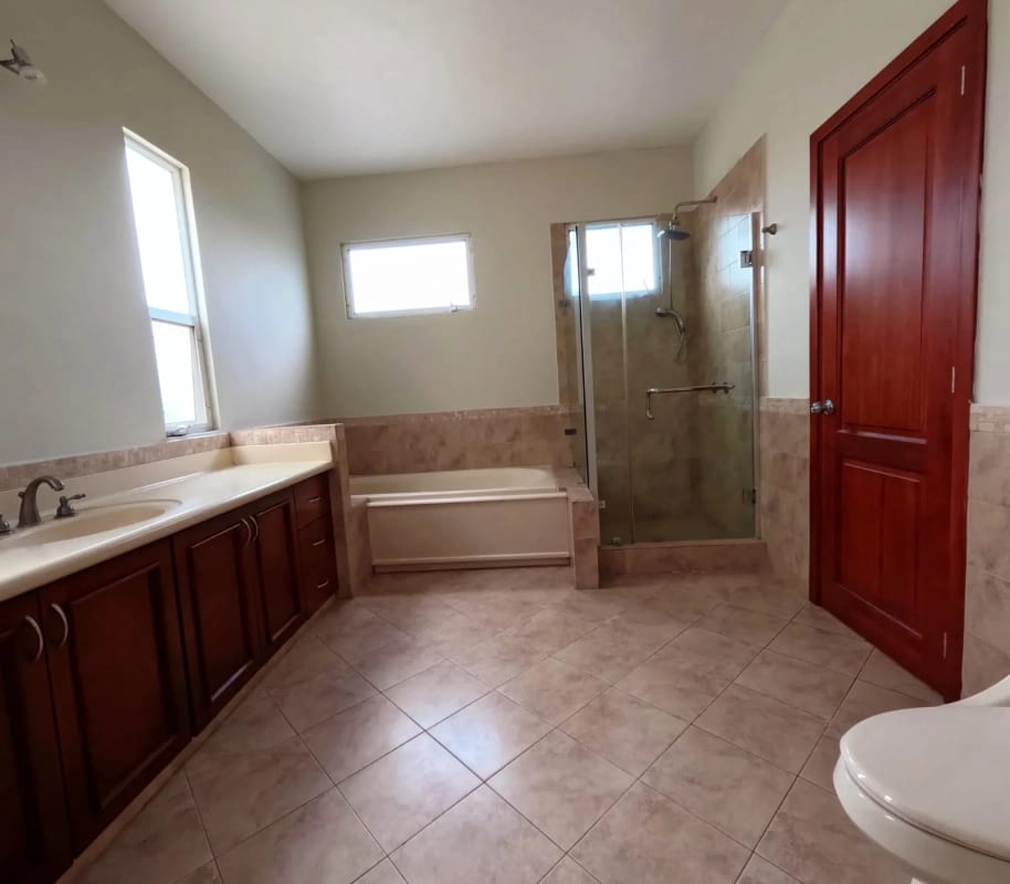Casa en VENTA Carretera a el Salvador, Portal del Bosque 2 — Casa en Venta en Carretera a El Salvador, Guatemala, Ciudad — foto 10 de 12