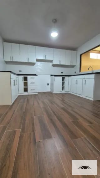 EN VENTA CASA PARA REMODELAR  KM 12.5  CAES SANTA ROSALIA — Casa en Venta en Santa Rosalia La Laguna, Carretera a El Salvador, Guatemala, Ciudad — miniatura 1 de 15