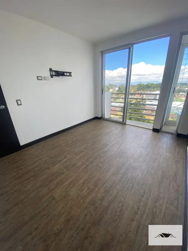GANGA!!! APARTAMENTO EN VENTA: KM 14.5 calle paralela a Carretera a El Salvador, Edificio Destiny Sky Homes. — Apartamento en Venta en Destiny Sky Homes, Carretera a El Salvador, Guatemala, Ciudad — foto 1 de 11