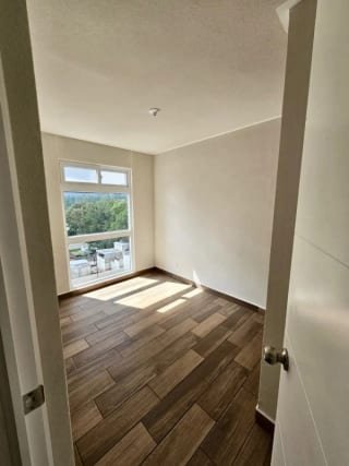 Alquiler Apartamento Edificio Lares, Zona 16 — Apartamento en Alquiler en Lares 16, Zona 16, Guatemala, Ciudad — miniatura 4 de 8