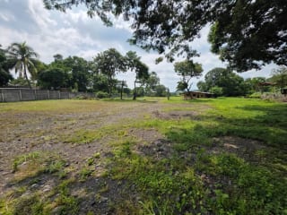 TERRENO EN ALQUILER IDEAL PREDIO. Kilómetro 59.5 ruta al puerto quetzal — Terreno en Alquiler en Puerto Quetzal, Escuintla — miniatura 2 de 8