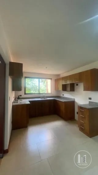 Lindo apartamento en renta en zona 16 Colonia La Montaña — Apartamento en Alquiler en Zona 16, Guatemala, Ciudad — miniatura 8 de 10