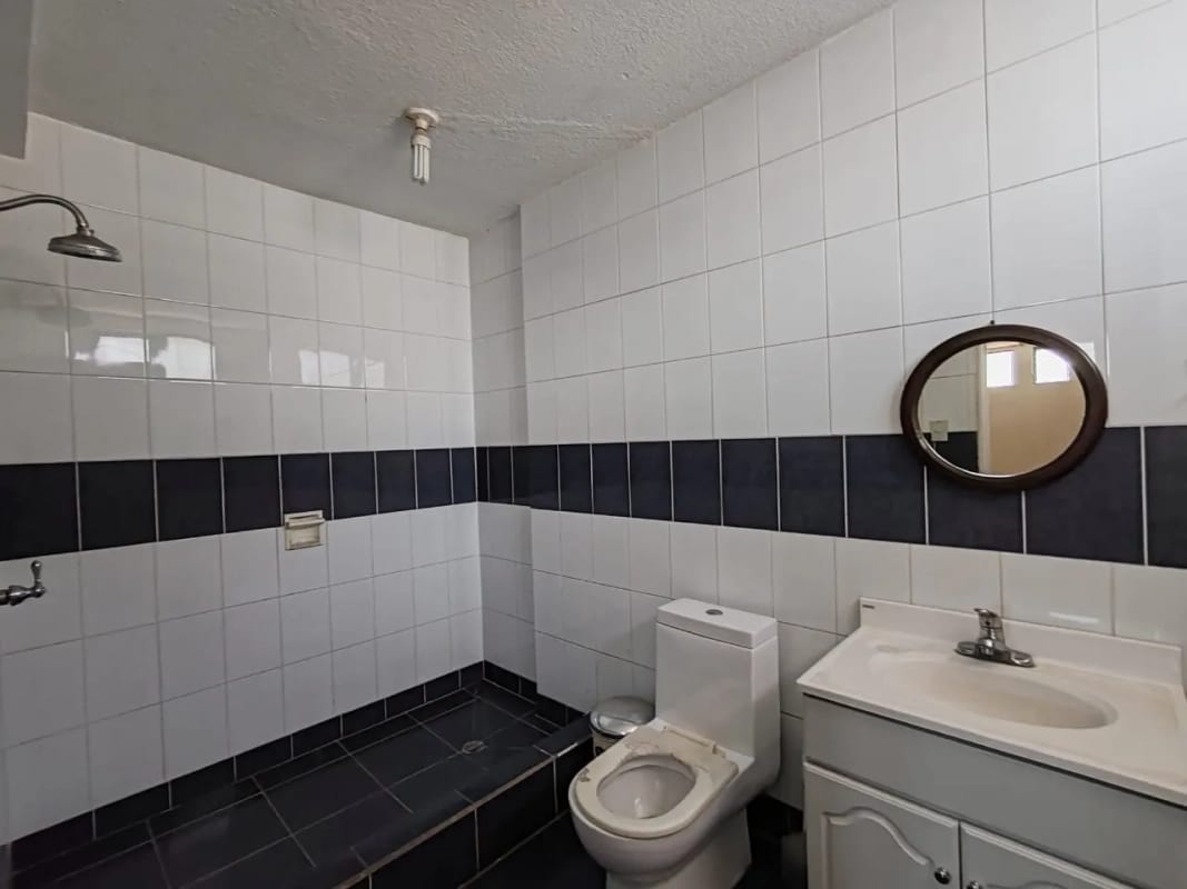 Casa en VENTA CONDOMINIO PANORAMA ideal para fundación  u oficinas — Casa en Venta en Zona 8 Mixco, Guatemala, Ciudad — foto 9 de 16