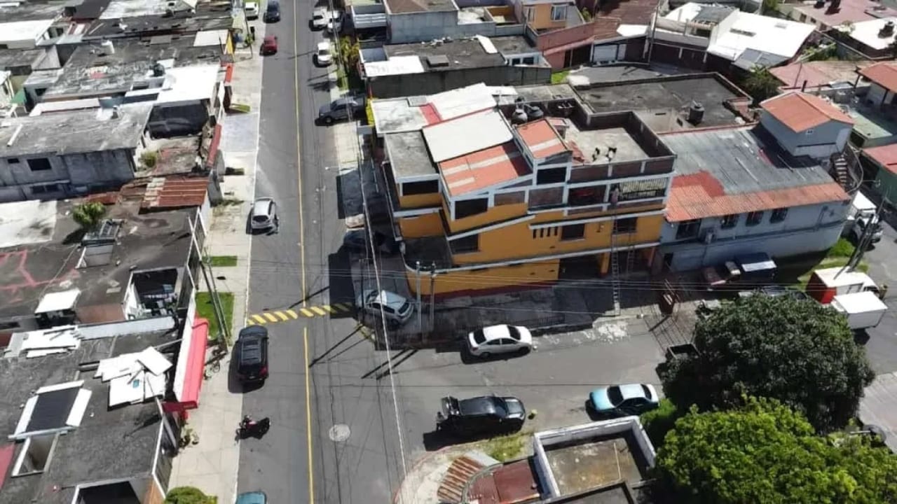 Casa en VENTA CONDOMINIO PANORAMA ideal para fundación  u oficinas — Casa en Venta en Zona 8 Mixco, Guatemala, Ciudad — foto 8 de 16