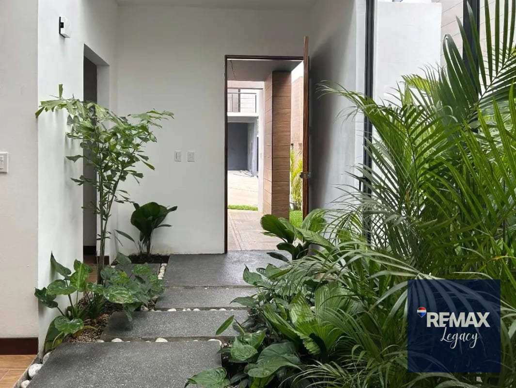 Casa Venta | CAES KM 16.5 — Casa en Venta en Carretera a El Salvador, Guatemala, Ciudad — foto 9 de 16