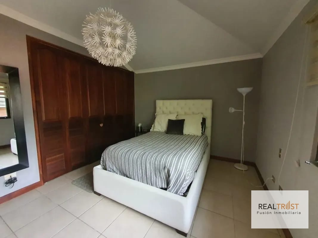 Casa en renta Condominio Las Rotondas km 18.5 CES — Casa en Alquiler en 19-10, Carretera a El Salvador, Guatemala, Ciudad — foto 3 de 12