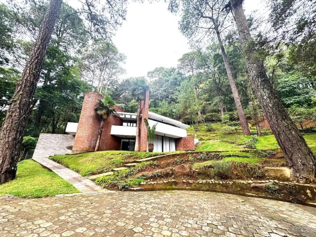 CASA EN VENTA EN KM 24 CARRETERA A SAN LUCAS CON PISCINA — Casa en Venta en San Lucas Sacatepéquez, Sacatepéquez — foto 12 de 12