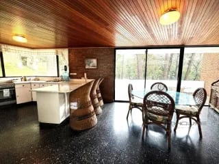 CASA EN VENTA EN KM 24 CARRETERA A SAN LUCAS CON PISCINA — Casa en Venta en San Lucas Sacatepéquez, Sacatepéquez — miniatura 2 de 12
