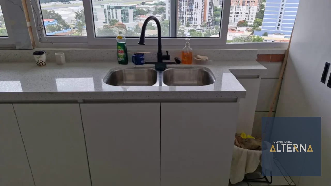 Apartamento en Renta Completamente Amueblado en Zona 13 — Apartamento en Alquiler en Zona 13, Guatemala, Ciudad — foto 6 de 10