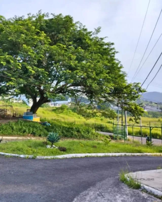 TERRENO EN CARRETERA AL ATLANTICO KM 14.5-CONDOMINIO SOLUNA - — Terreno en Venta en Zona 18, Guatemala, Ciudad — foto 1 de 5