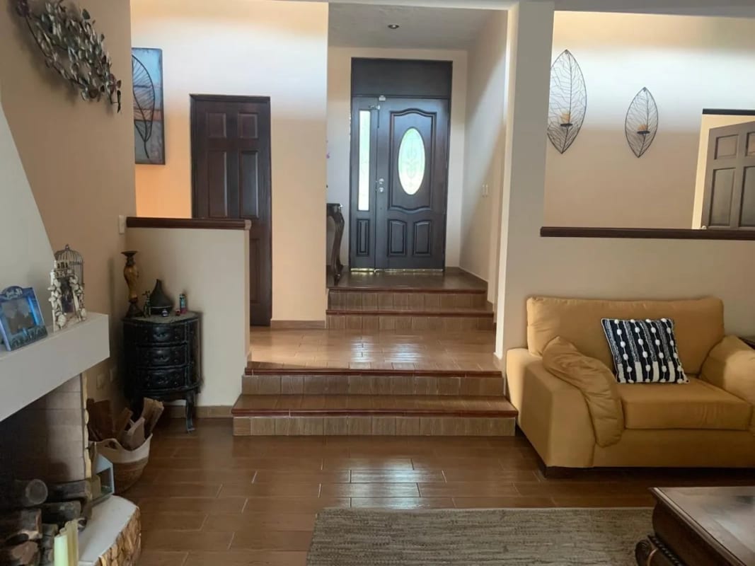 CASA VENTA MARIAS DEL SOL KM 20 a FRAIJANES — Casa en Venta en Marias del Sol, Carretera a El Salvador, Guatemala, Ciudad — foto 13 de 17