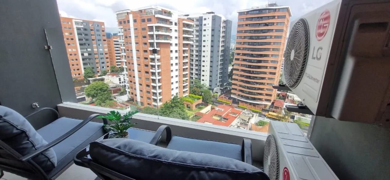 Apartamento Amueblado en Alquiler Zona 14 — Apartamento en Alquiler en Zona 14, Guatemala, Ciudad — foto 9 de 10