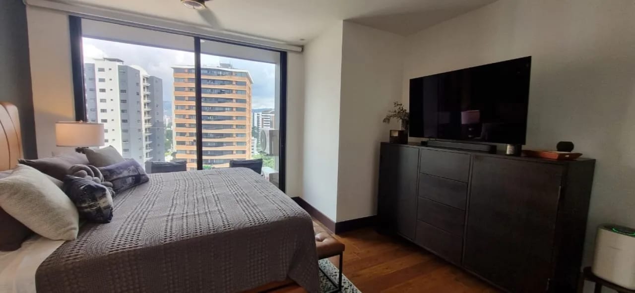Apartamento Amueblado en Alquiler Zona 14 — Apartamento en Alquiler en Zona 14, Guatemala, Ciudad — foto 4 de 10