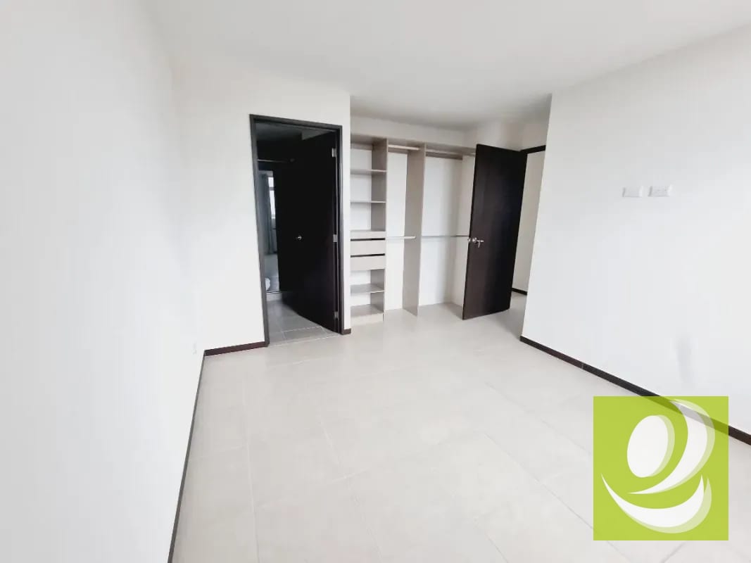 Invierte con seguridad: Apartamento en Venta actualmente rentado en Zona 11 — Apartamento en Venta en San Jorge, Zona 11, Guatemala, Ciudad — foto 2 de 6