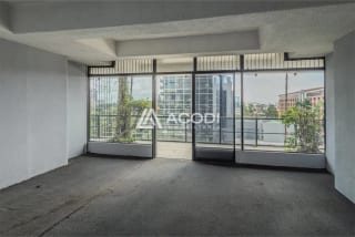Oficina en Zona 9 — Oficina en Alquiler en Zona 9, Guatemala, Ciudad — miniatura 1 de 5