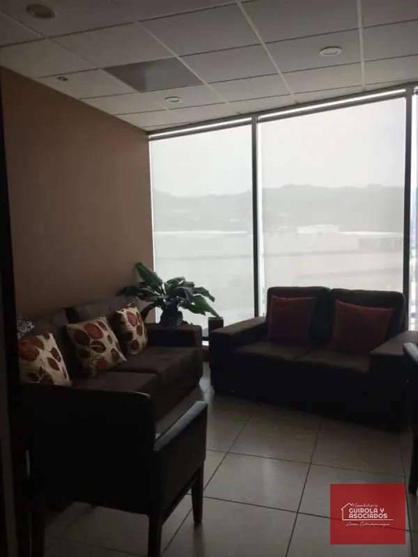 OFICINA EN VENTA EN TORRE PRADERA EN ZONA 10 002OVDZ10 — Oficina en Venta en Zona 10, Guatemala, Ciudad — foto 4 de 11