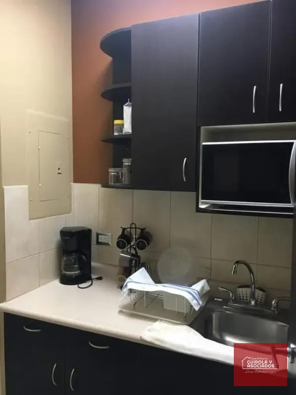 OFICINA EN VENTA EN TORRE PRADERA EN ZONA 10 002OVDZ10 — Oficina en Venta en Zona 10, Guatemala, Ciudad — foto 3 de 11