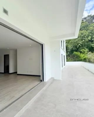 APARTAMENTO EN RENTA ZONA 13 IRIDIA CON AMPLIA TERRAZA — Apartamento en Alquiler en Zona 13, Guatemala, Ciudad — miniatura 12 de 15