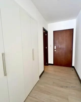 APARTAMENTO EN RENTA ZONA 13 IRIDIA CON TERRAZA — Apartamento en Alquiler en Zona 13, Guatemala, Ciudad — miniatura 4 de 16