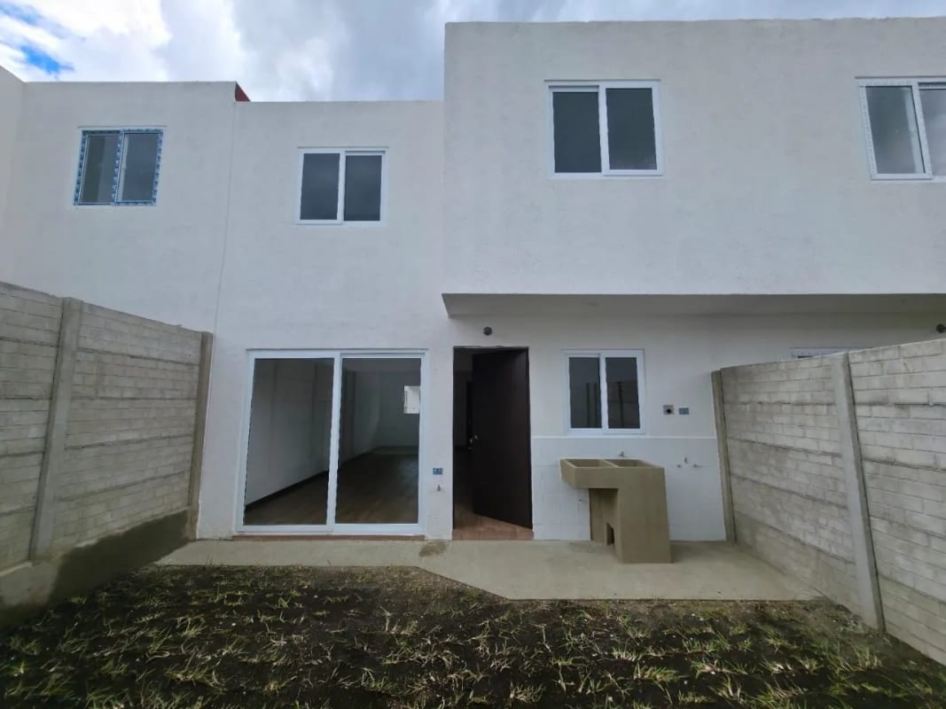 Casa en renta en Condado Florenza  San José Pinula — Casa en Alquiler en Condado Florenza, San José Pinula, Guatemala, Ciudad — foto 9 de 12