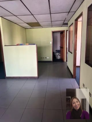 Alquier oficinas CC Z4 — Oficina en Alquiler en Zona 4, Guatemala, Ciudad — miniatura 3 de 11