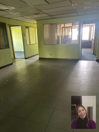 Alquier oficinas CC Z4 — Oficina en Alquiler en Zona 4, Guatemala, Ciudad — miniatura 2 de 11