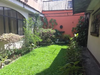 Casa de esquina en zona 2 fuera de garita — Casa en Venta en Zona 2, Guatemala, Ciudad — miniatura 12 de 17