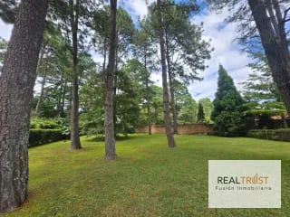 Precioso terreno plano Country Club Guatemala zona 11 — Terreno en Venta en Zona 11, Guatemala, Ciudad — miniatura 5 de 8