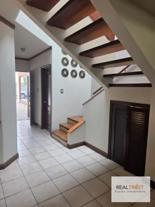 Casa en venta Zona 16 — Casa en Venta en Zona 16, Guatemala, Ciudad — miniatura 8 de 15