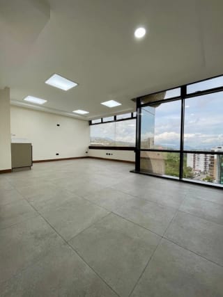 Clinica Medica  en Venta, Multimedica zona 15 — Clínica en Venta en Multimedica, Zona 15, Guatemala, Ciudad — miniatura 1 de 10