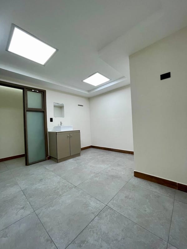 Clinica Medica  en Venta, Multimedica zona 15 — Clínica en Venta en Multimedica, Zona 15, Guatemala, Ciudad — foto 8 de 10