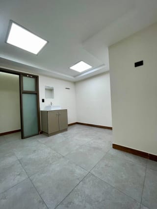 Clinica Medica  en Venta, Multimedica zona 15 — Clínica en Venta en Multimedica, Zona 15, Guatemala, Ciudad — miniatura 8 de 10