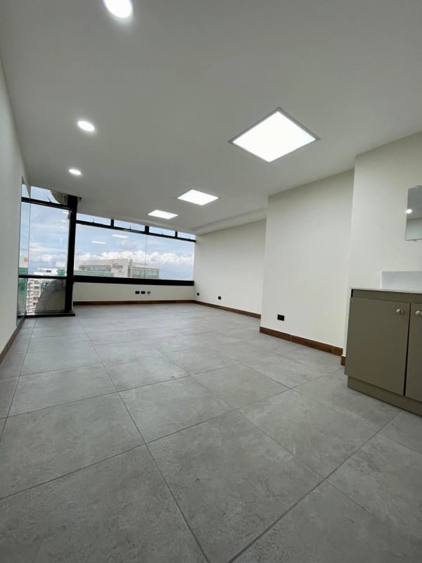 Clinica Medica  en Venta, Multimedica zona 15 — Clínica en Venta en Multimedica, Zona 15, Guatemala, Ciudad — foto 4 de 10