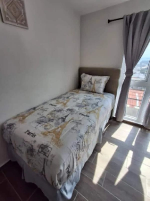 Apartamento en Renta, Parque Mateo zona 7.  Amueblado y equipado! — Apartamento en Alquiler en Parque Mateo, Zona 7, Guatemala, Ciudad — foto 10 de 14