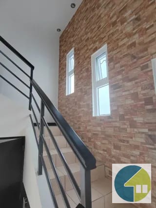 Casas para Estrenar en Altos de Village II — Casa en Venta en Carretera a El Salvador, Guatemala, Ciudad — miniatura 3 de 14