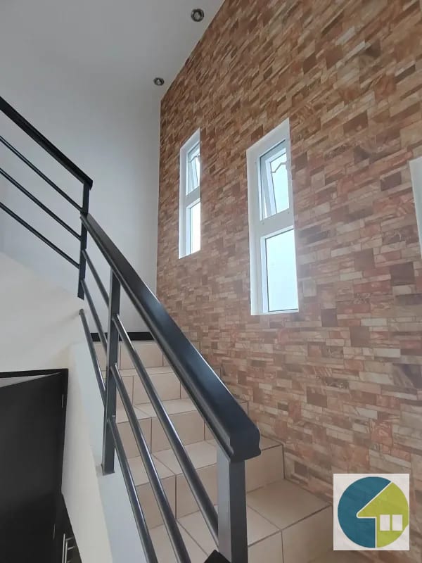 Casas para Estrenar en Altos de Village II — Casa en Venta en Carretera a El Salvador, Guatemala, Ciudad — foto 3 de 14