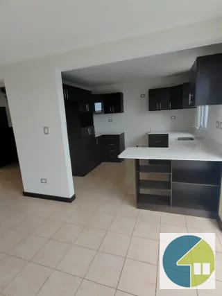 Casas para Estrenar en Altos de Village II — Casa en Venta en Carretera a El Salvador, Guatemala, Ciudad — miniatura 10 de 14