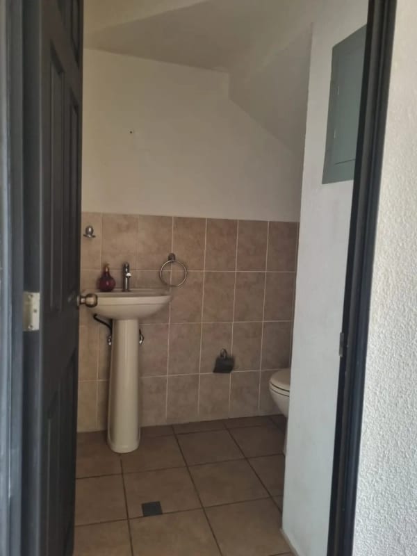 Vendo casa en Villas de Montecristo 1 San Jose Pinula — Casa en Venta en San José Pinula, Guatemala, Ciudad — foto 3 de 15