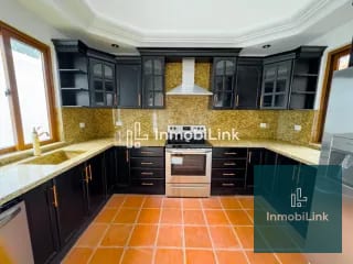 Casa H. del Comendador — Casa en Venta en Antigua, Sacatepéquez — miniatura 7 de 10