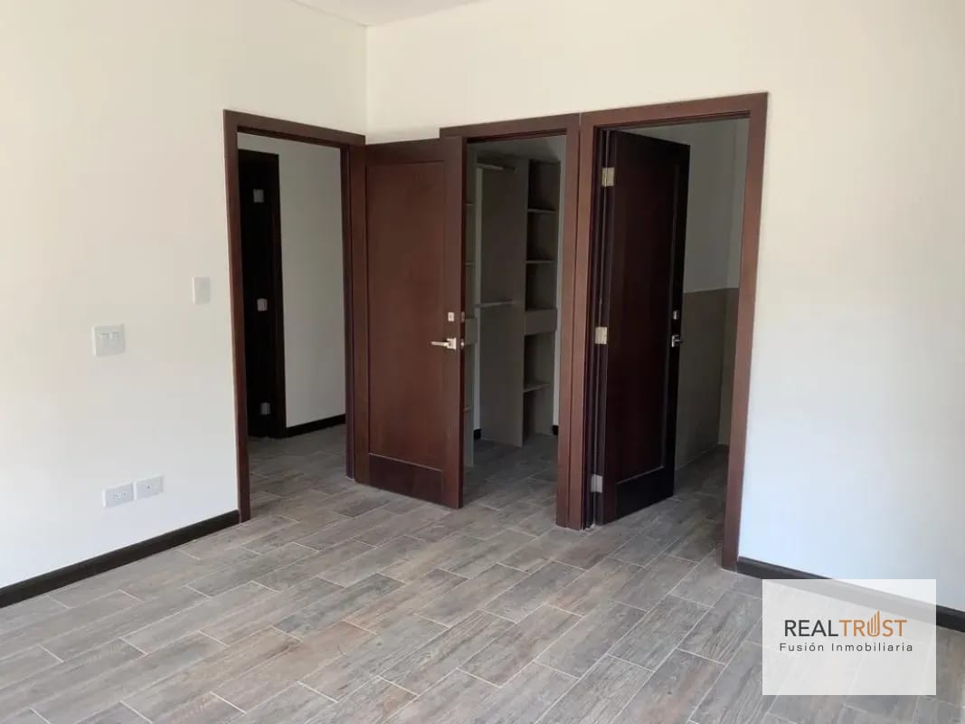 Renta Apartamento en Lirios de Cayala — Apartamento en Alquiler en Zona 16, Guatemala, Ciudad — foto 9 de 15