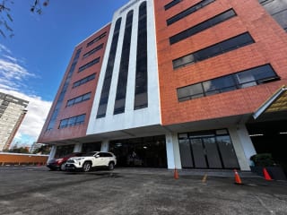 Edificio Condesa II zona 13, alquilo oficina — Oficina en Alquiler en Zona 13, Guatemala, Ciudad — miniatura 1 de 4