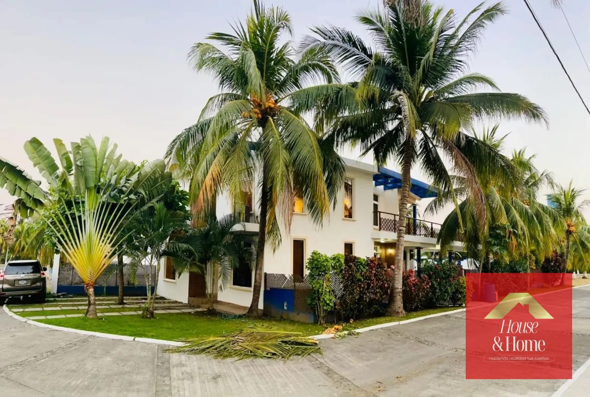 Casa de playa en venta Carretera a Chulamar — Casa vacacional en Venta en Chulamar, Puerto San José, Escuintla — foto 1 de 16